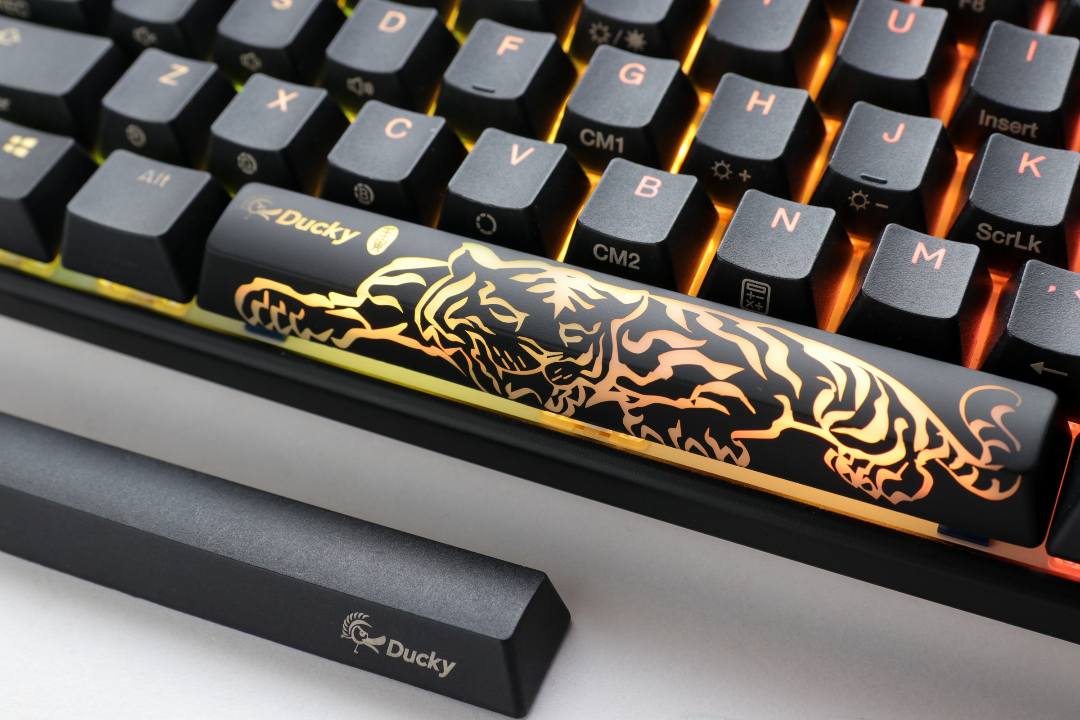 Teclado Mecanico Ducky One 3 Sf 65 Hotswap Cherry Mx Brown Retroiluminado Rgb Negro