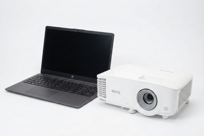 Combo Hp Notebook 250 G10 I3-n305 15 8gb/256 Pc Free Dos 3.0 + Benq Mx560 White 4000 Lum Xga