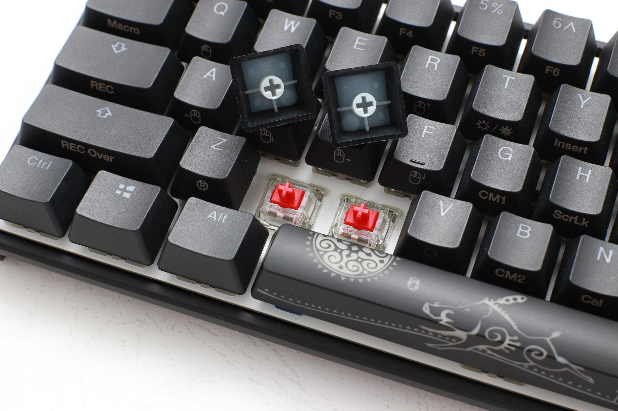 Teclado Gamer Ducky Mecha Mini V2 Rgb Kailh Box Brown Switch Mecanico Iso Sp