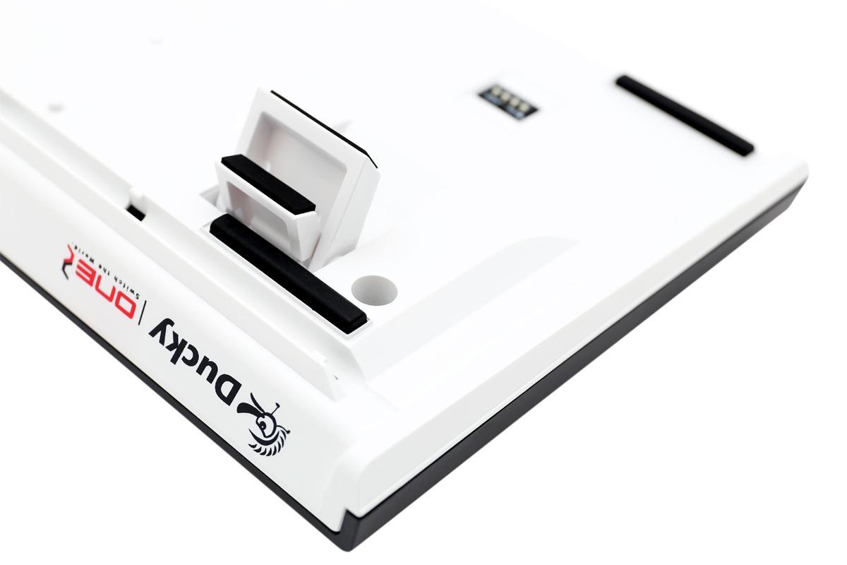 Teclado Gamer Ducky One 2 Rgb Tkl Black Kailh Jade Switch Double Shot Pbt Mecanico