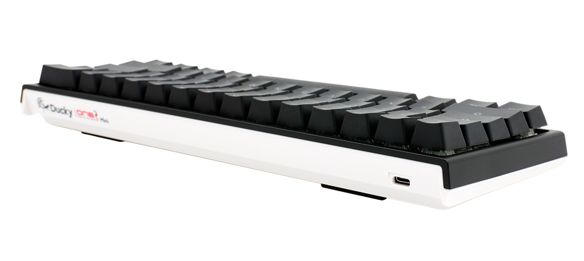 Teclado Gamer Ducky One 2 Mini Rgb Cherry Mx Brown Double-shot Pbt Mecanico